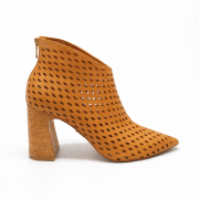 Tronchetto Leonie Camel